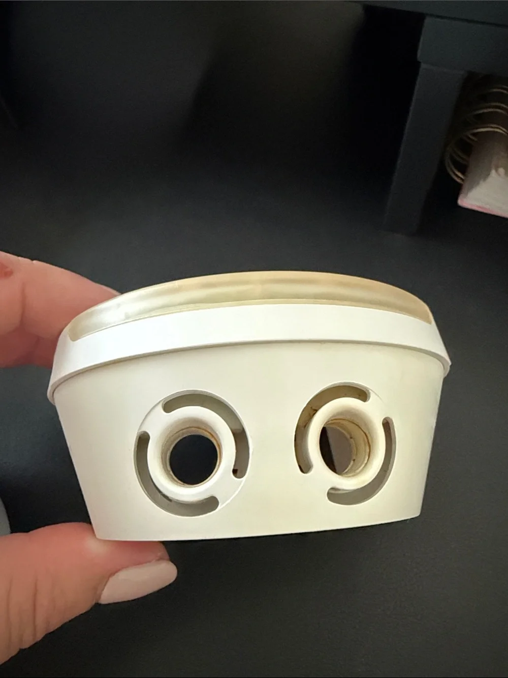 Pura 4 White Round Home Fragrance Diffuser